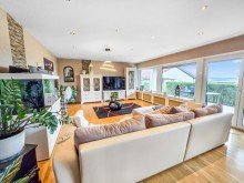Wohnbereich Traumhaftes Einfamilienhaus mit Weitblick �ber Sinsheim