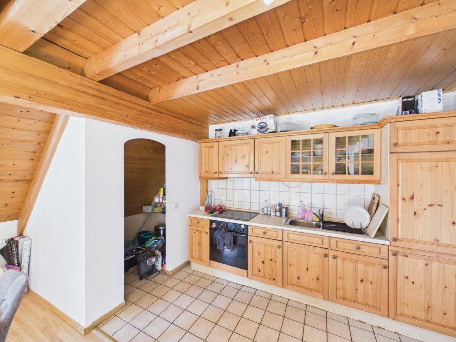 Einbauk�che und Abstellraum Dachgeschosswohnung Sinsheim