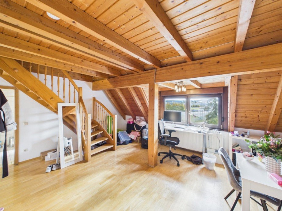 Wohn und Essbereich Dachgeschosswohnung Sinsheim