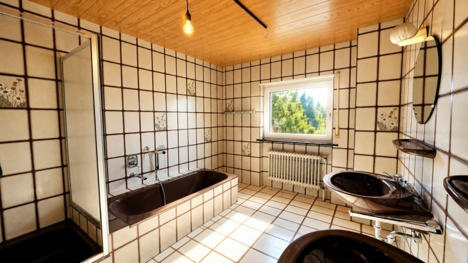 Tageslichtbad Doppelhaush�lfte Wagh�usel / Kirrlach