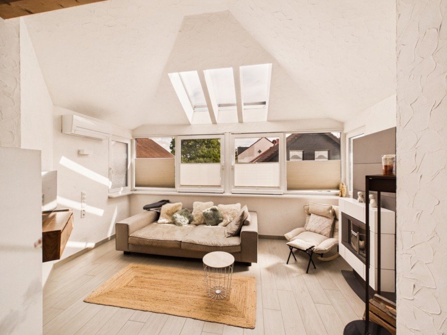 Wohnzimmer 2 Dachgeschosswohnung Dielheim