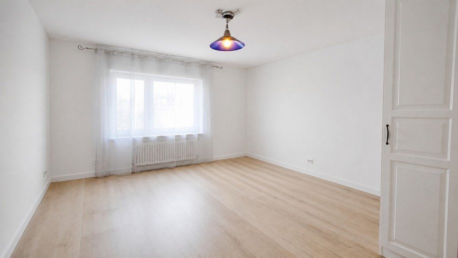 Zimmer 2 EG Einfamilienhaus Stutensee / Blankenloch