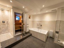 Badezimmer Traumhafte Penthouse-Wohnung mit Mega-Terrasse �ber den D�chern von Neuhofen-Offenes Bieterverfahren