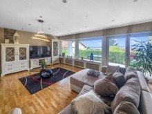 Wohnzimmer Traumhaftes Einfamilienhaus mit Weitblick �ber Sinsheim