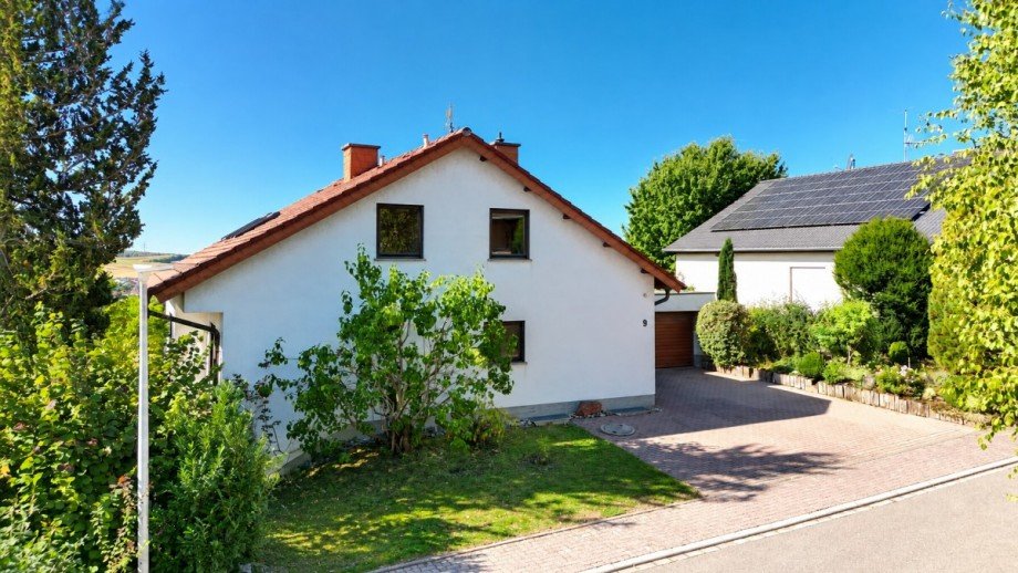 Ansicht Haus Stra�enseite Einfamilienhaus Meckesheim
