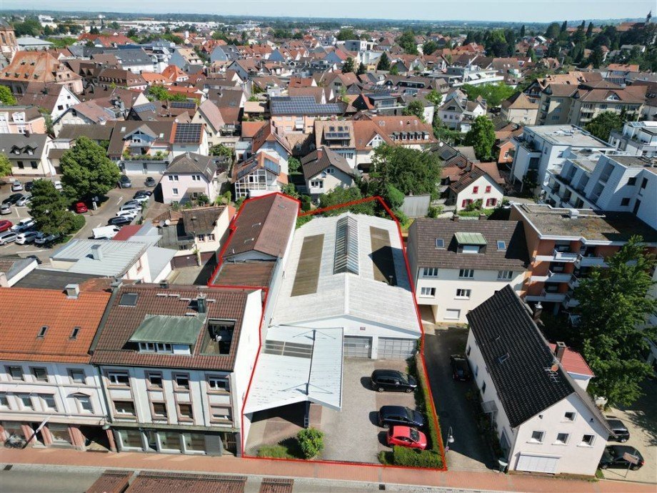 Von vorne markiert Halle / Lager / Produktion B�hl , Baden