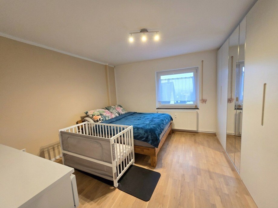 Schlafzimmer OG Mehrfamilienhaus Sinsheim
