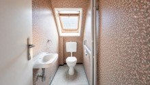 WC OG Haus mit gro�em Grundst�ck (1019m�) und viel Potenzial in Feldrandlage von Blankenloch zu verkaufen