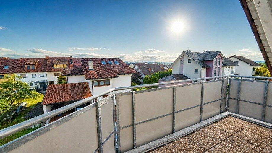 Balkon Dachgeschosswohnung �stringen