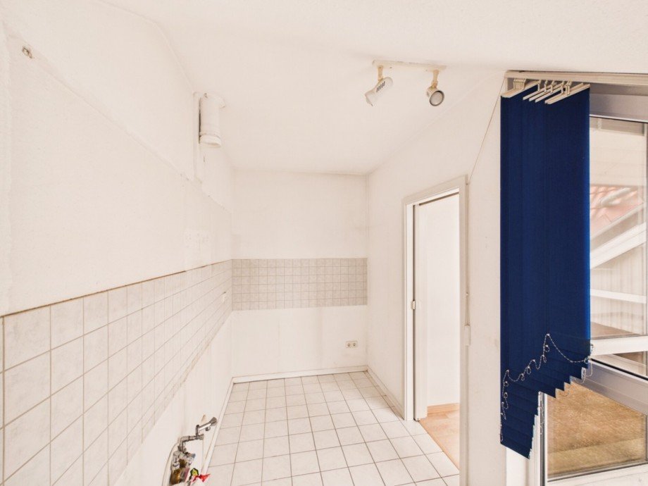 K�che Dachgeschosswohnung �stringen