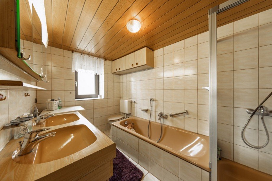 Badezimmer EG Einfamilienhaus Sinsheim / Steinsfurt