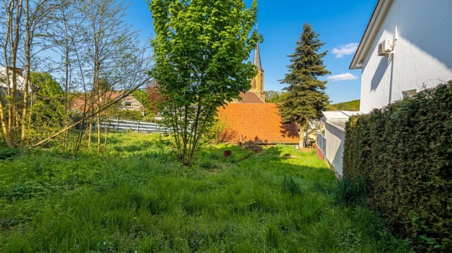 Grundst�ck hinten Einfamilienhaus Sinsheim / Waldangelloch