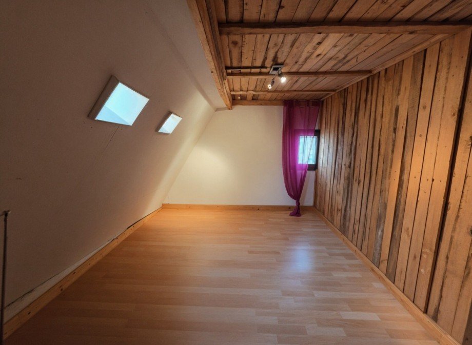 Zimmer 3 OG Einfamilienhaus Sinsheim / Steinsfurt