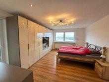 Schlafzimmer Traumhafte Penthouse-Wohnung mit Mega-Terrasse �ber den D�chern von Neuhofen-Offenes Bieterverfahren