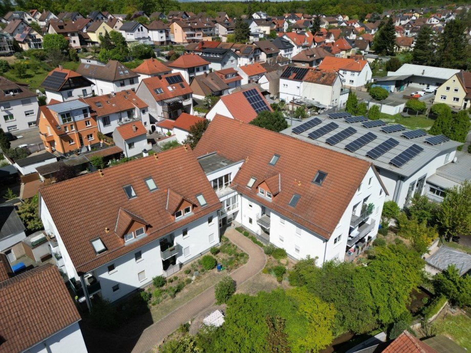Vogelperspektive Etagenwohnung �stringen