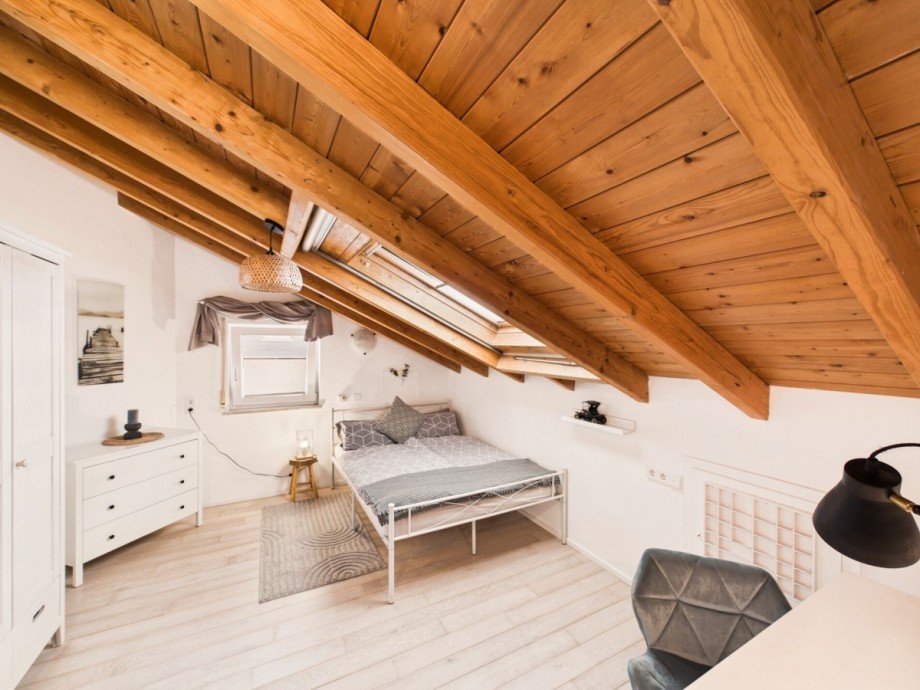 Zimmer 3 Dachgeschosswohnung Dielheim