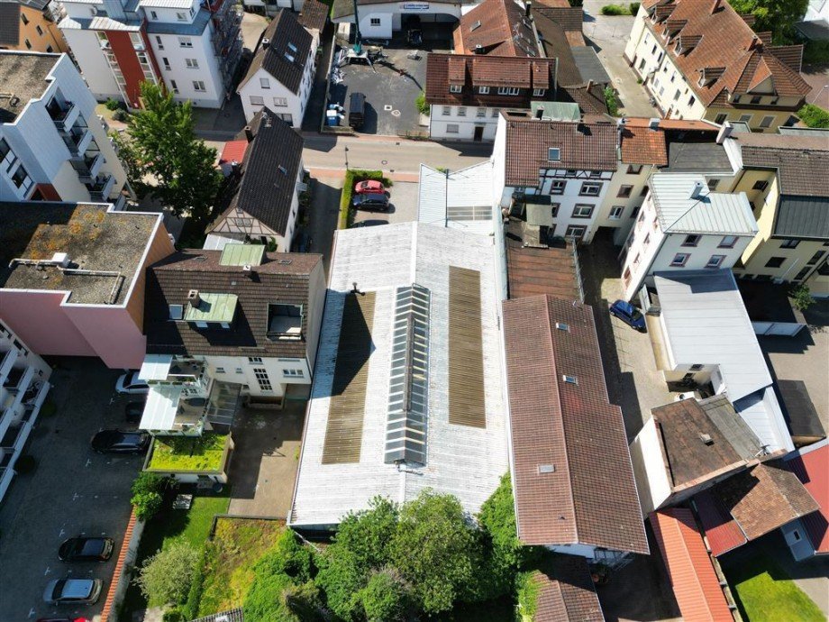 Vogelperspektive Halle / Lager / Produktion B�hl , Baden